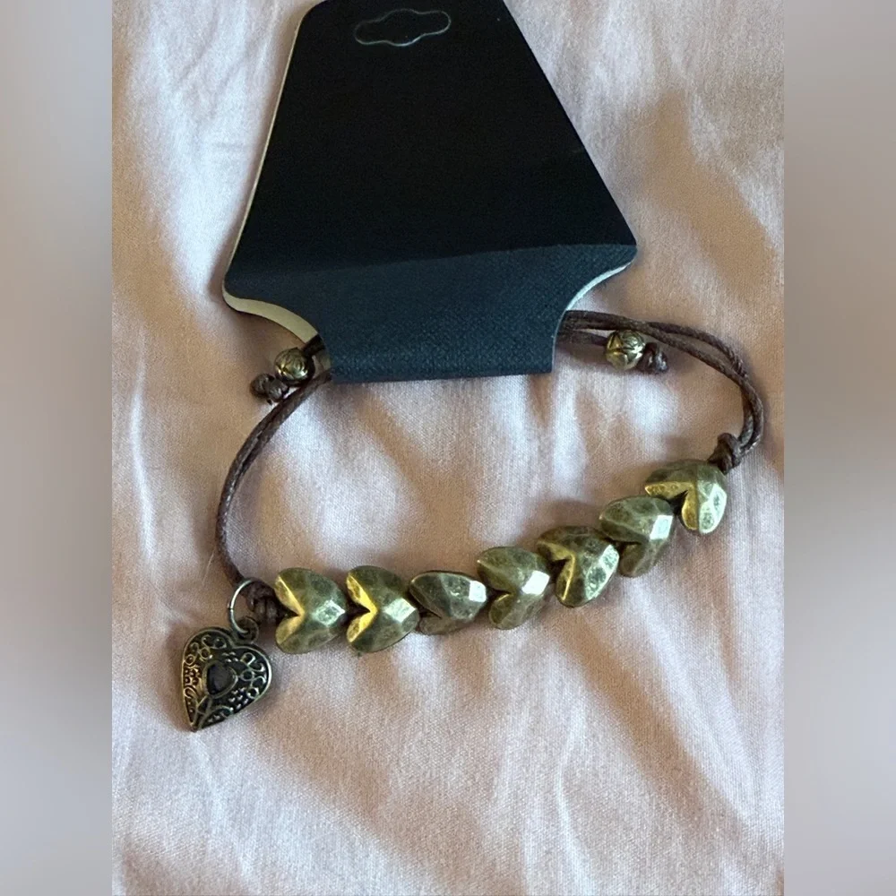 Gold Heart Charm Bracelet NWT